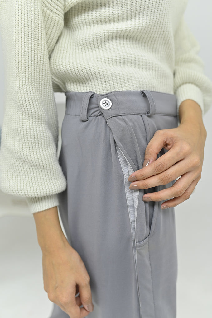 Side snaps, easy access, easy dressing